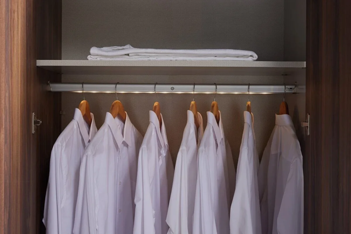 Dressing Vanessa cu usi culisante - imagine 6