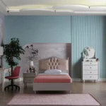 Camera tineret Emily