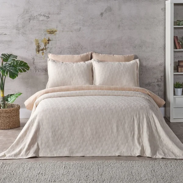 Set cuvertura pat dublu Arya crem