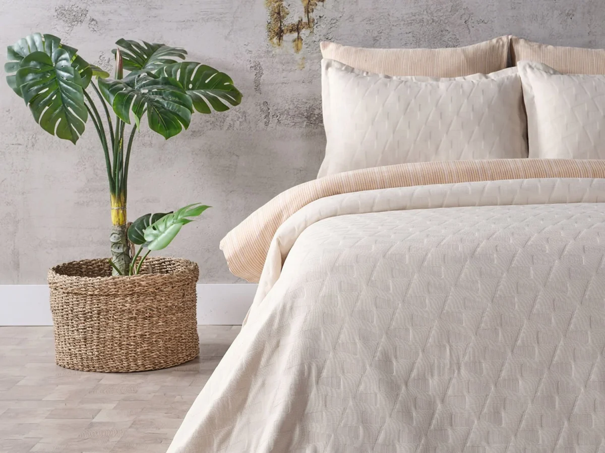 Set cuvertura pat dublu Arya crem - imagine 2